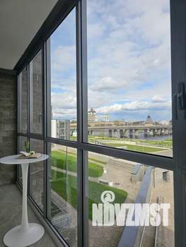 Студия квартира, посуточно, 38м2, 3/6 этаж