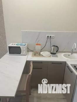 Студия квартира, посуточно, 28м2, 1/12 этаж