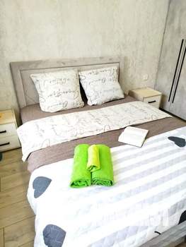 3-к квартира, посуточно, 65м2, 1/5 этаж