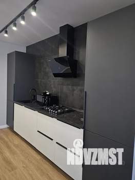 Студия квартира, посуточно, 42м2, 2/6 этаж