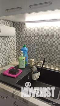 1-к квартира, посуточно, 35м2, 4/10 этаж