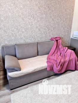 Студия квартира, посуточно, 28м2, 1/12 этаж