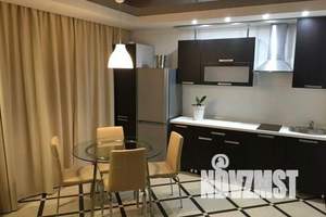1-к квартира, посуточно, 42м2, 7/10 этаж