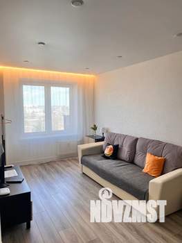 1-к квартира, посуточно, 38м2, 10/13 этаж