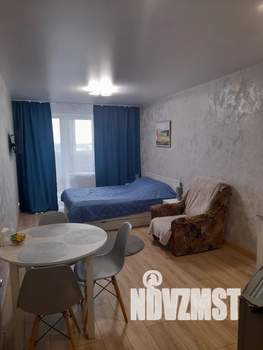 Студия квартира, посуточно, 28м2, 7/12 этаж