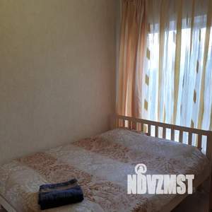 2-к квартира, посуточно, 42м2, 7/16 этаж