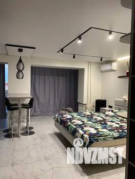 Студия квартира, посуточно, 38м2, 9/9 этаж