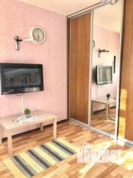 1-к квартира, посуточно, 42м2, 7/9 этаж