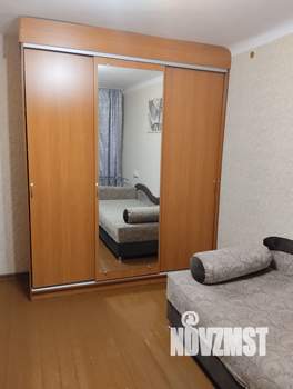 Студия квартира, посуточно, 32м2, 2/5 этаж