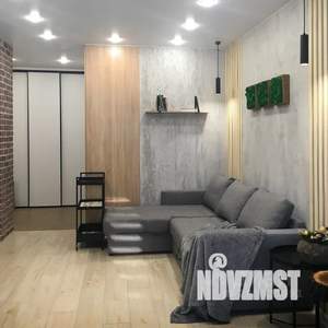 1-к квартира, посуточно, 38м2, 3/8 этаж