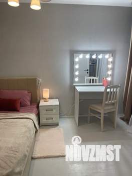 2-к квартира, посуточно, 45м2, 5/5 этаж