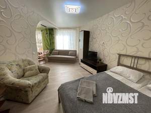 1-к квартира, посуточно, 42м2, 1/1 этаж