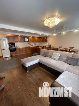 3-к квартира, посуточно, 84м2, 2/10 этаж