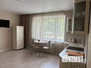 1-к квартира, посуточно, 60м2, 2/2 этаж