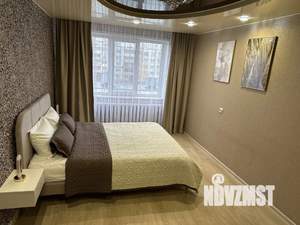 1-к квартира, посуточно, 60м2, 1/1 этаж