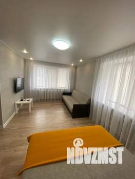 1-к квартира, посуточно, 33м2, 1/4 этаж