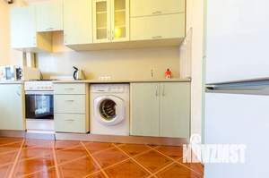 1-к квартира, посуточно, 40м2, 5/5 этаж