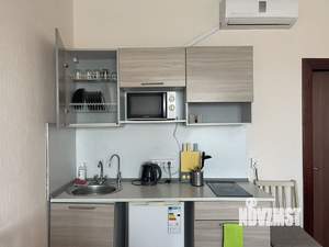 Студия квартира, посуточно, 32м2, 6/9 этаж