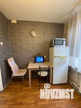 1-к квартира, посуточно, 38м2, 3/9 этаж