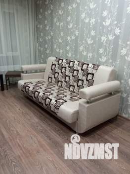 1-к квартира, посуточно, 38м2, 3/9 этаж