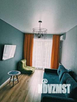 1-к квартира, посуточно, 38м2, 2/6 этаж