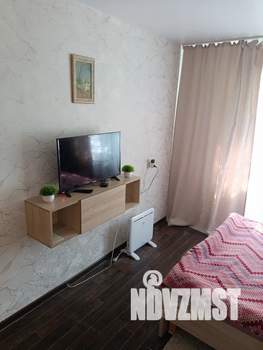 1-к квартира, посуточно, 40м2, 1/5 этаж