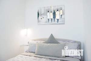 Студия квартира, посуточно, 40м2, 6/6 этаж