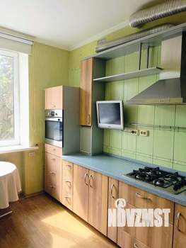 2-к квартира, вторичка, 56м2, 2/4 этаж