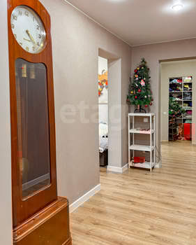 3-к квартира, вторичка, 68м2, 2/2 этаж