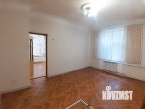 3-к квартира, вторичка, 62м2, 1/2 этаж