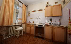 2-к квартира, вторичка, 58м2, 1/4 этаж