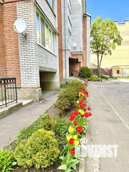 2-к квартира, вторичка, 60м2, 1/4 этаж