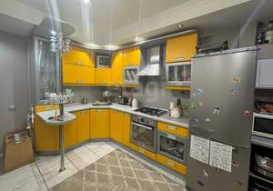 3-к квартира, вторичка, 74м2, 8/9 этаж