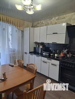 3-к квартира, вторичка, 68м2, 1/10 этаж