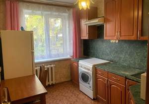 3-к квартира, вторичка, 63м2, 1/9 этаж