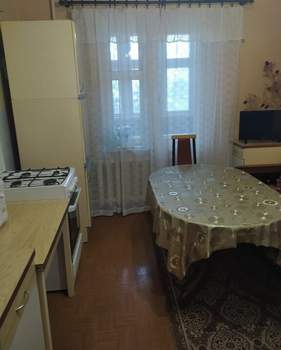 3-к квартира, вторичка, 74м2, 2/10 этаж