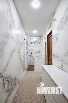 2-к квартира, вторичка, 42м2, 1/5 этаж