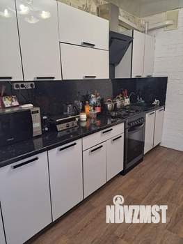 3-к квартира, вторичка, 68м2, 1/10 этаж