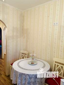 2-к квартира, вторичка, 54м2, 1/5 этаж
