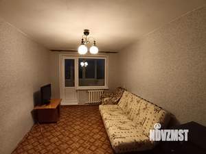 2-к квартира, вторичка, 50м2, 9/9 этаж