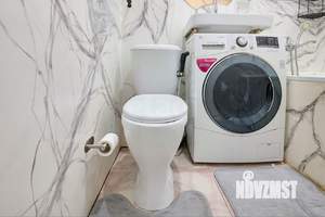 2-к квартира, вторичка, 42м2, 1/5 этаж