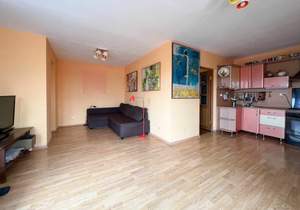 3-к квартира, вторичка, 75м2, 7/9 этаж