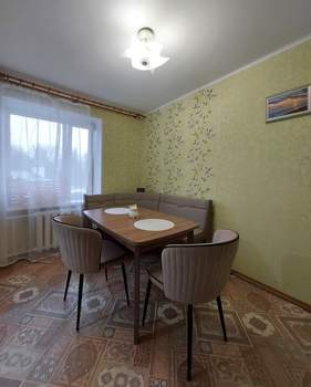 4-к квартира, вторичка, 62м2, 3/5 этаж