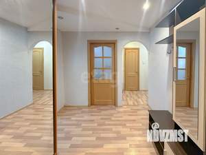2-к квартира, вторичка, 52м2, 1/9 этаж