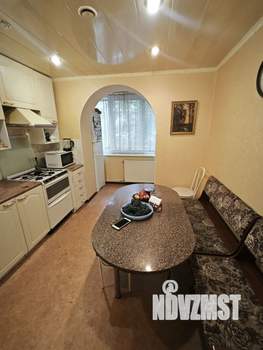 3-к квартира, вторичка, 68м2, 1/5 этаж