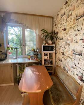 2-к квартира, вторичка, 45м2, 3/5 этаж