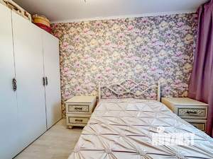 2-к квартира, вторичка, 42м2, 4/5 этаж