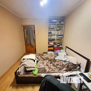 3-к квартира, вторичка, 70м2, 2/4 этаж