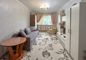 2-к квартира, вторичка, 52м2, 1/9 этаж