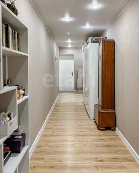 3-к квартира, вторичка, 68м2, 2/2 этаж